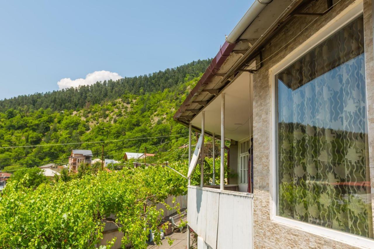 Mereti Hotel Bordzjomi Buitenkant foto