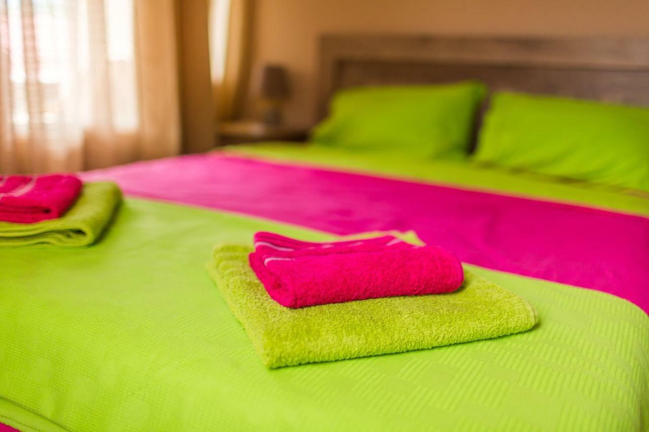 Mereti Hotel Bordzjomi Buitenkant foto